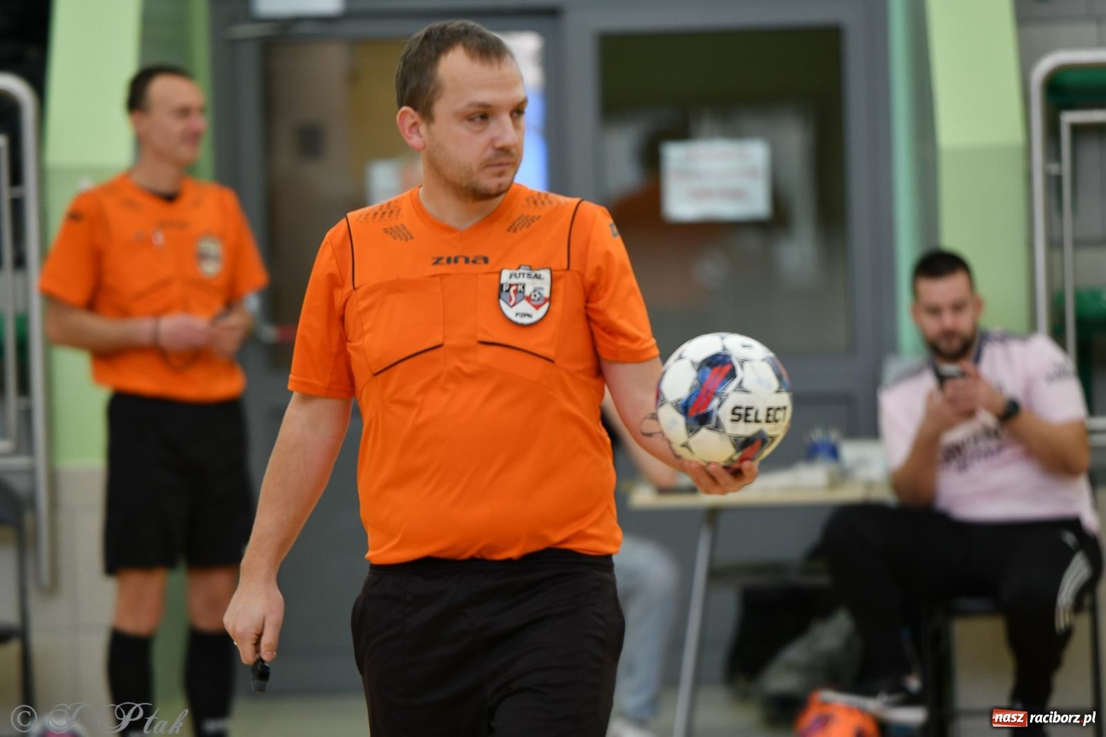 Zdjęcie w galerii na portalu naszraciborz.pl: Niedziela z futsalem [FOTO] wiadomości z regionu