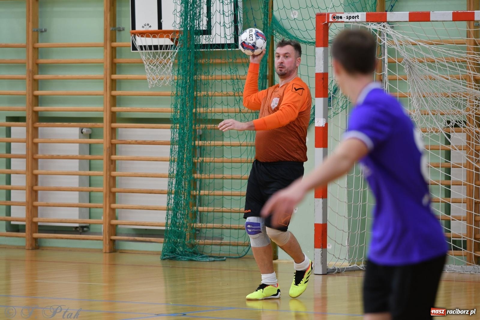 Zdjęcie w galerii na portalu naszraciborz.pl: Niedziela z futsalem [FOTO] wiadomości z regionu