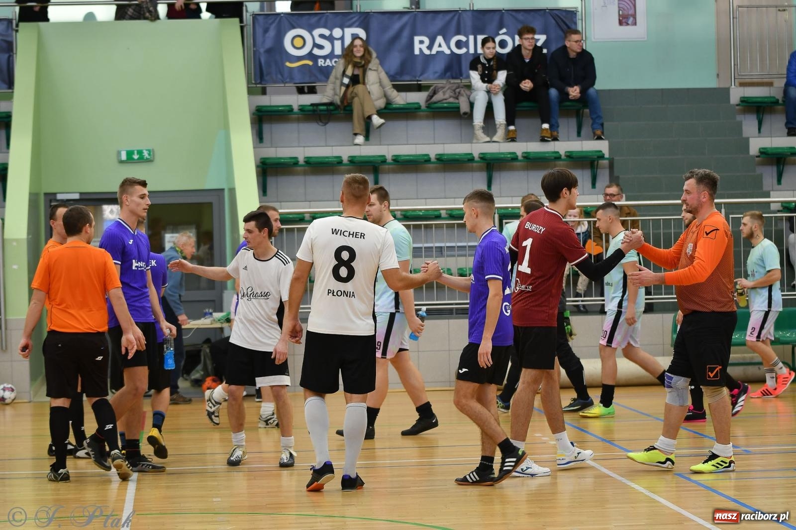 Zdjęcie w galerii na portalu naszraciborz.pl: Niedziela z futsalem [FOTO] wiadomości z regionu