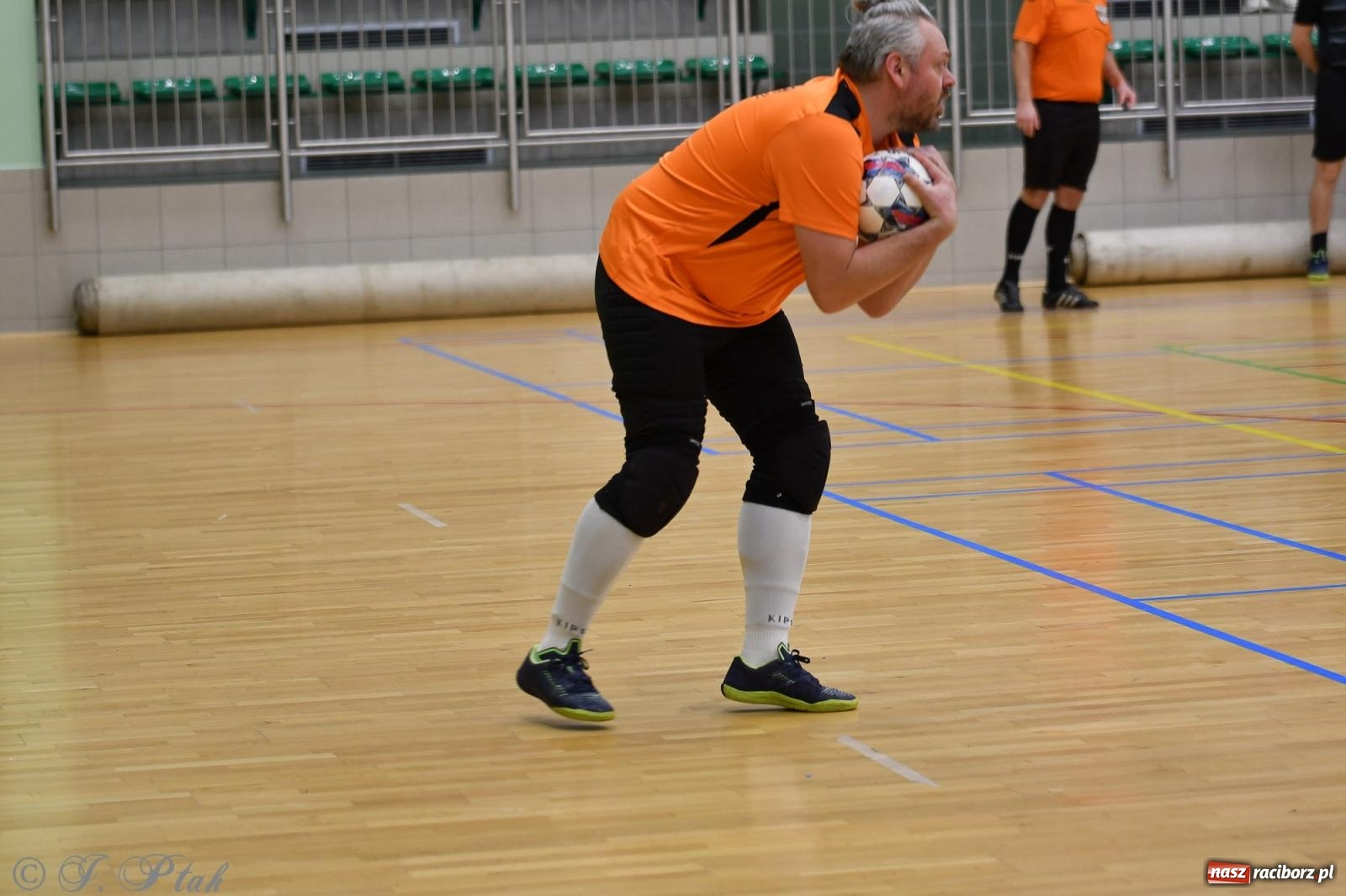 Zdjęcie w galerii na portalu naszraciborz.pl: Niedziela z futsalem [FOTO] wiadomości z regionu