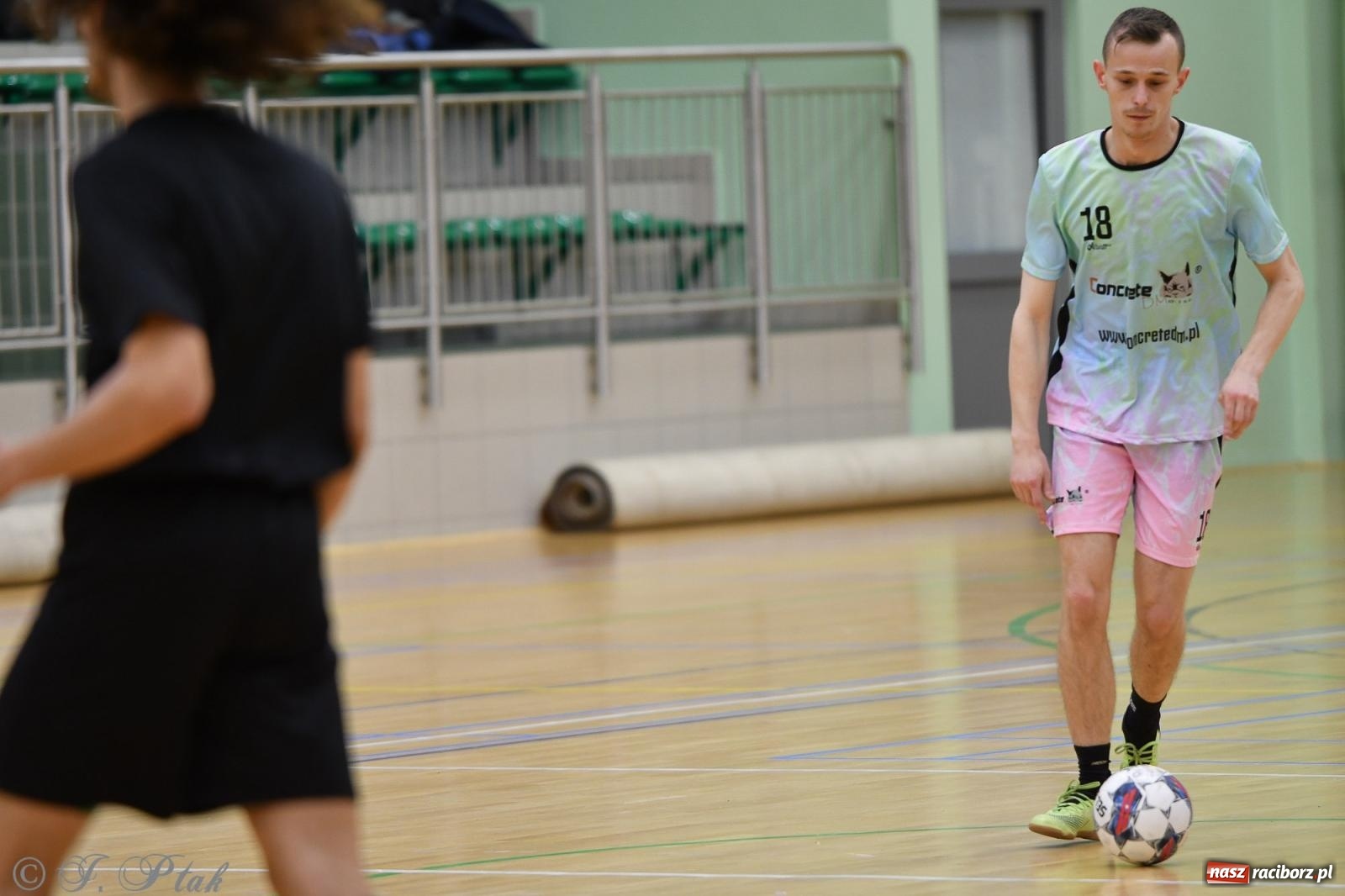 Zdjęcie w galerii na portalu naszraciborz.pl: Niedziela z futsalem [FOTO] wiadomości z regionu
