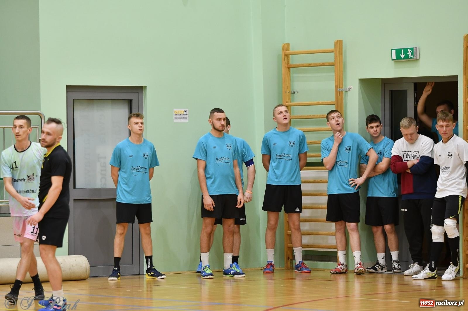 Zdjęcie w galerii na portalu naszraciborz.pl: Niedziela z futsalem [FOTO] wiadomości z regionu