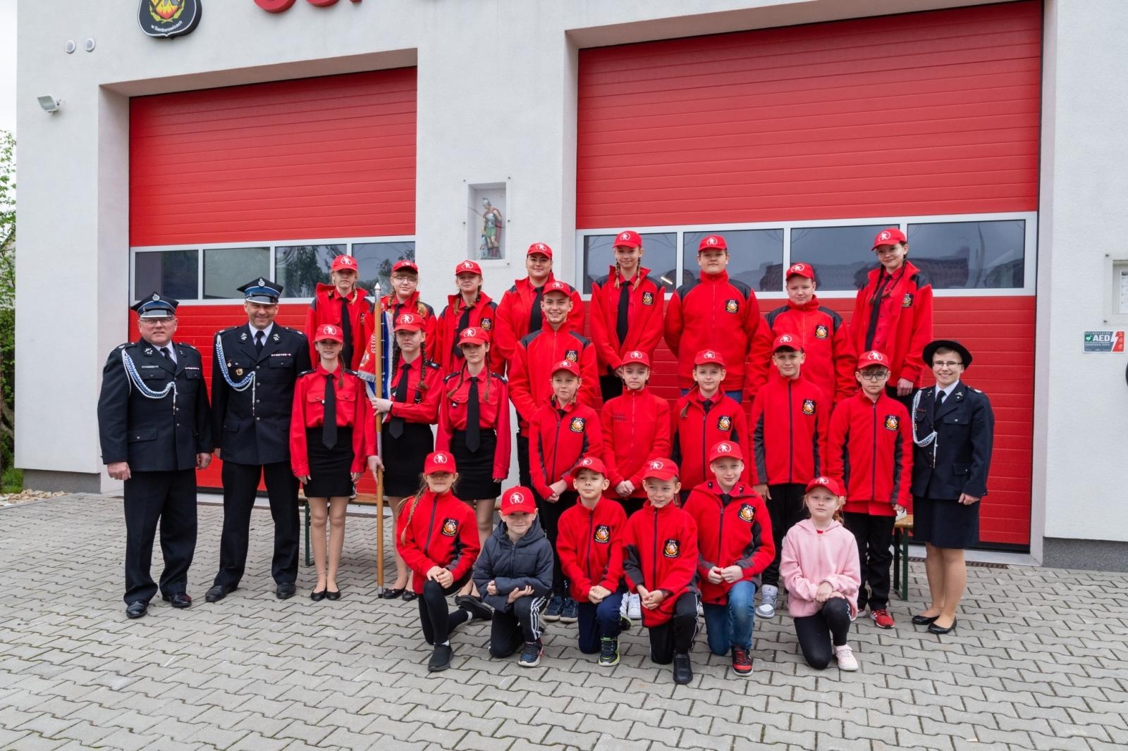 Zdjęcie w galerii na portalu naszraciborz.pl: Krzyż Świętego Floriana dla druha Romana Pośpiecha wiadomości z regionu