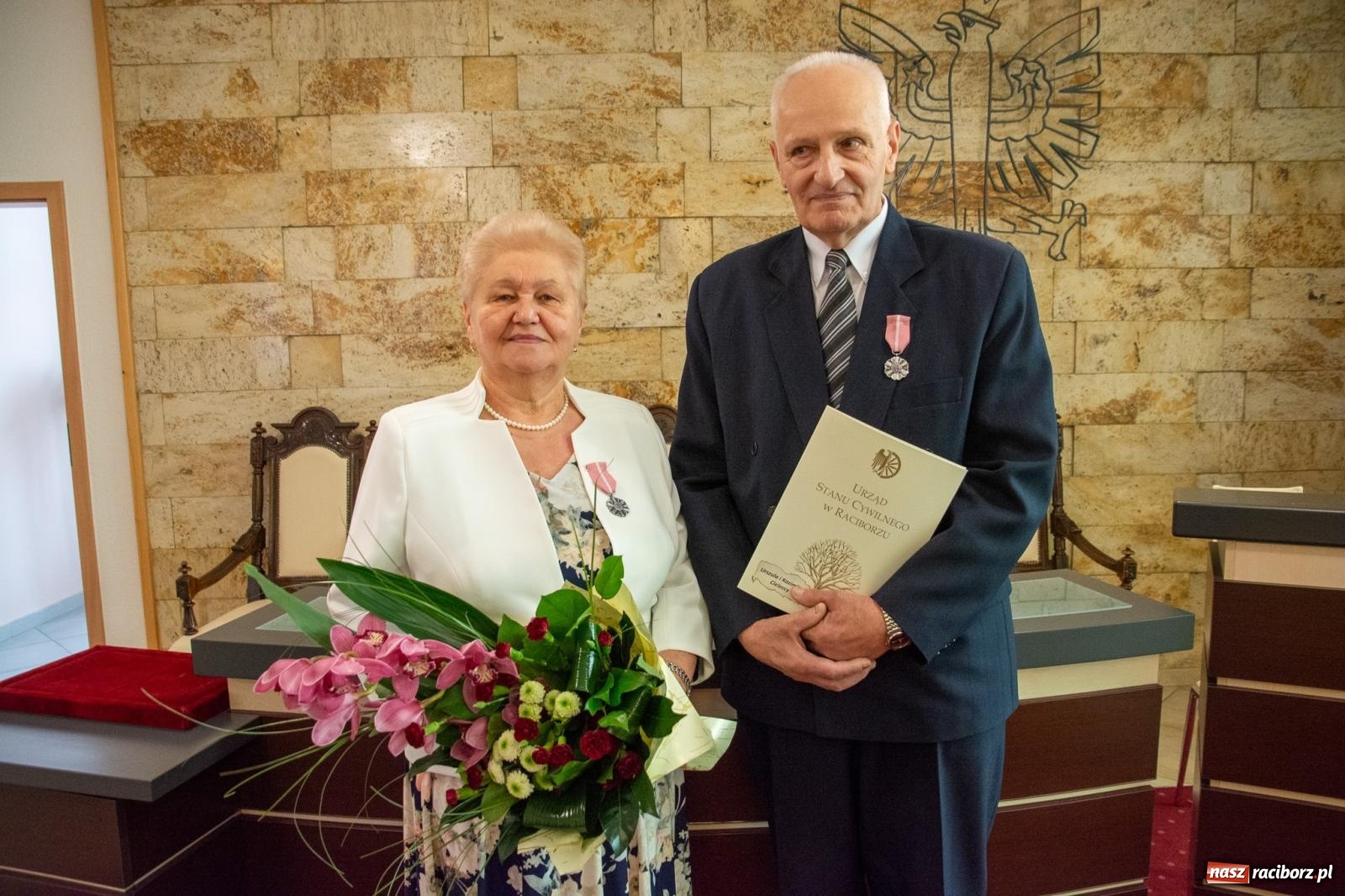 Zdjęcie w galerii na portalu naszraciborz.pl: Osiem par świętowało złote gody w raciborskim USC [FOTO i WIDEO] wiadomości z regionu
