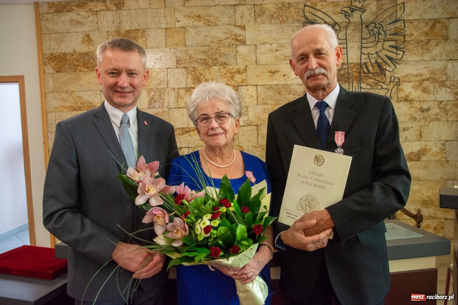 Zdjęcie w galerii na portalu naszraciborz.pl: Osiem par świętowało złote gody w raciborskim USC [FOTO i WIDEO] wiadomości z regionu