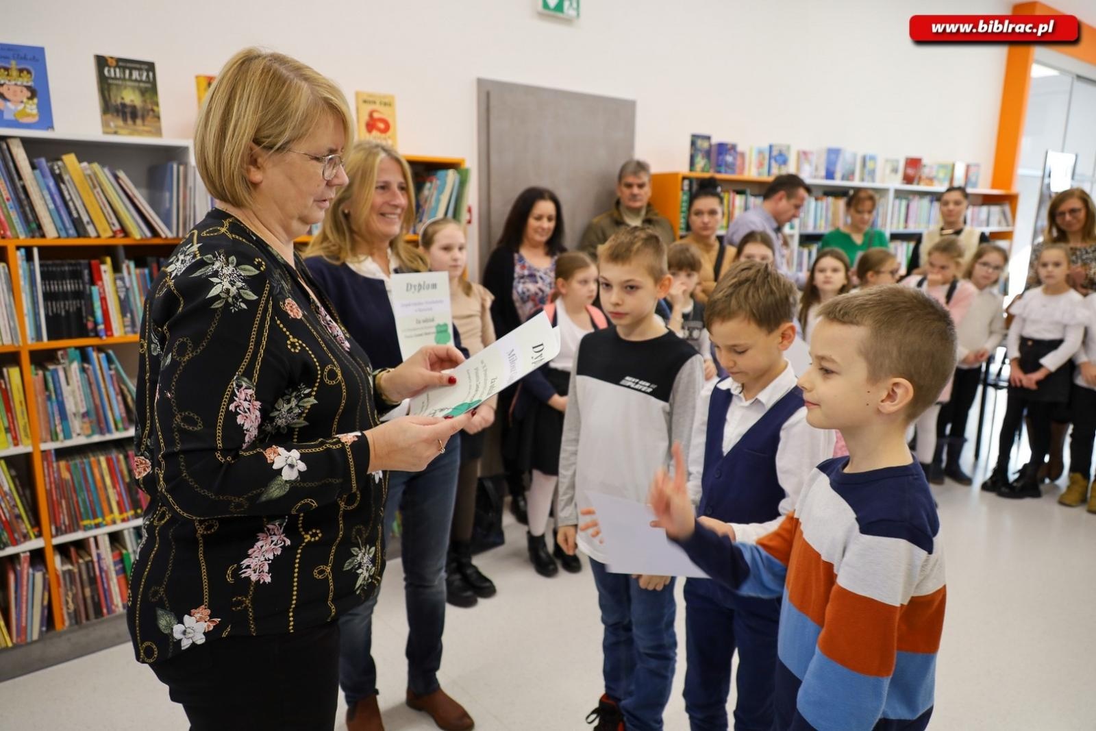 Zdjęcie w galerii na portalu naszraciborz.pl: Zostań Mistrzem Kaligrafii. Znamy wyniki jubileuszowej edycji wiadomości z regionu