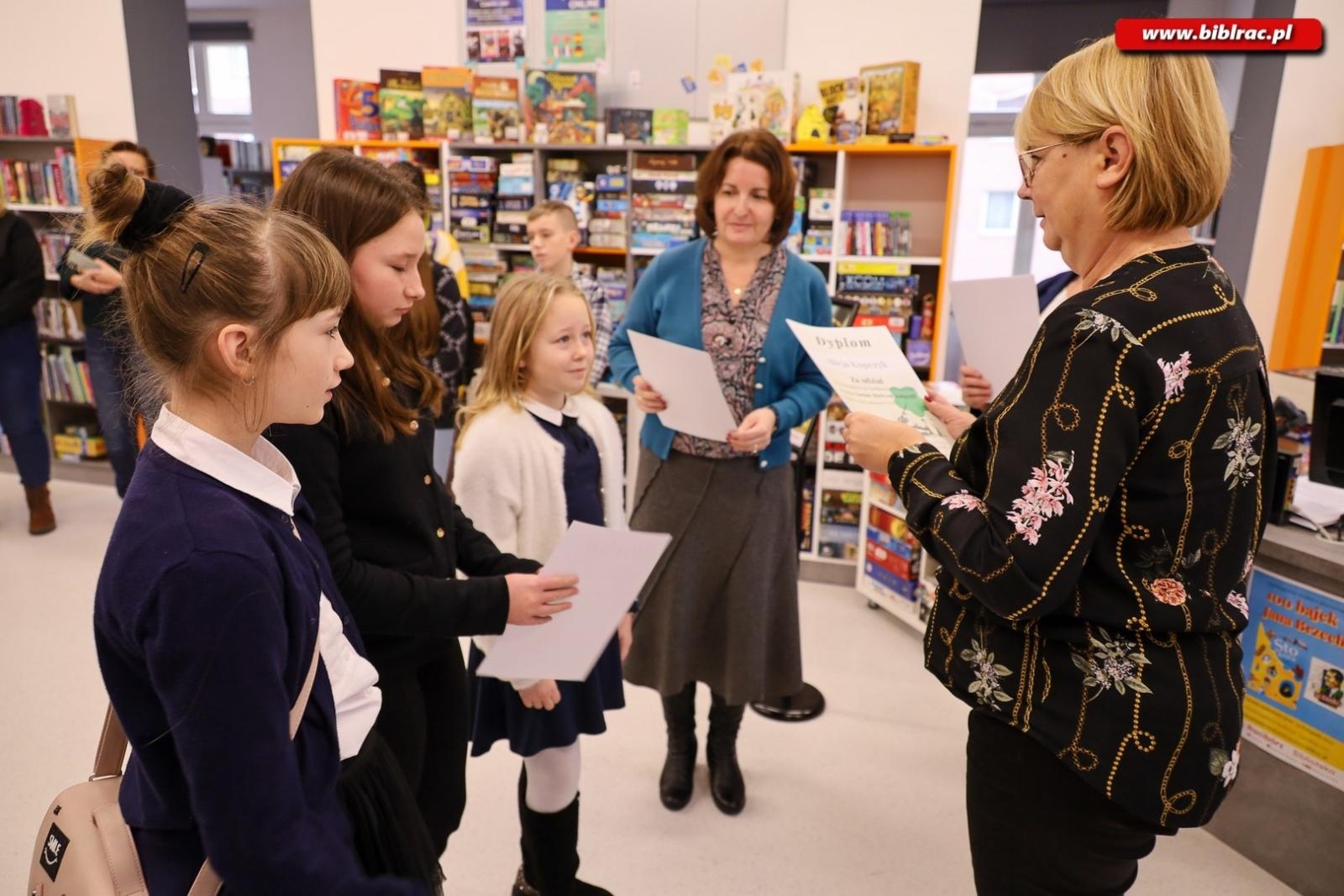 Zdjęcie w galerii na portalu naszraciborz.pl: Zostań Mistrzem Kaligrafii. Znamy wyniki jubileuszowej edycji wiadomości z regionu