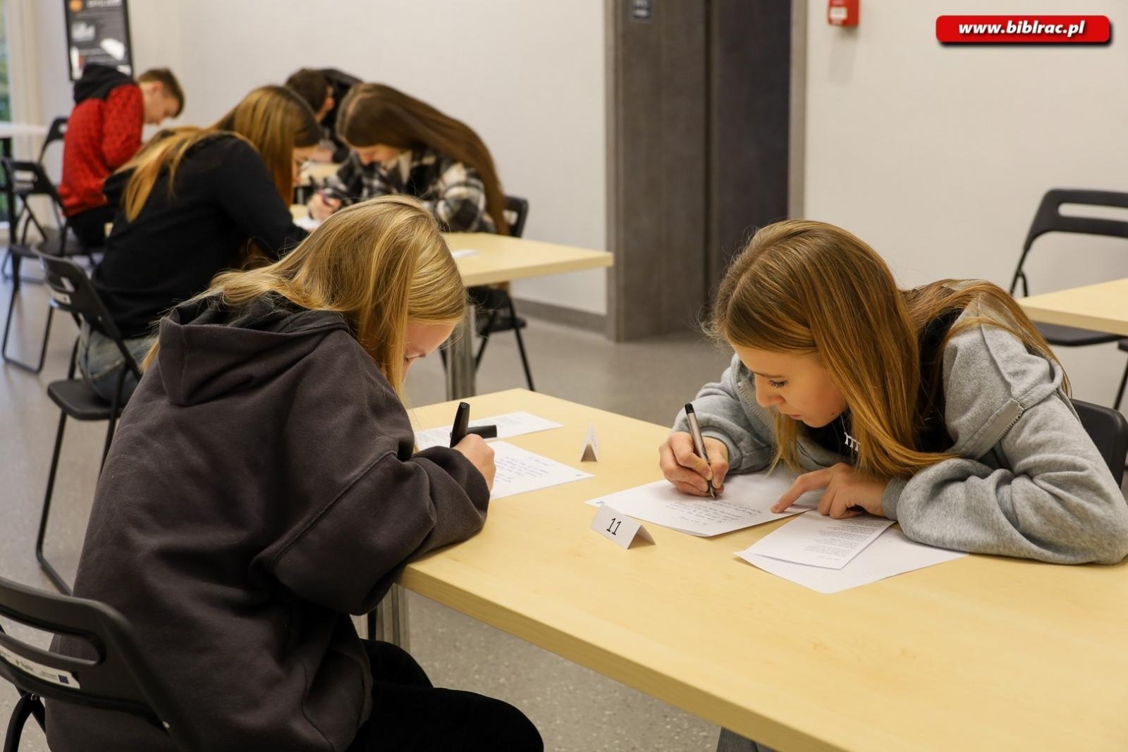 Zdjęcie w galerii na portalu naszraciborz.pl: Zostań Mistrzem Kaligrafii. Znamy wyniki jubileuszowej edycji wiadomości z regionu