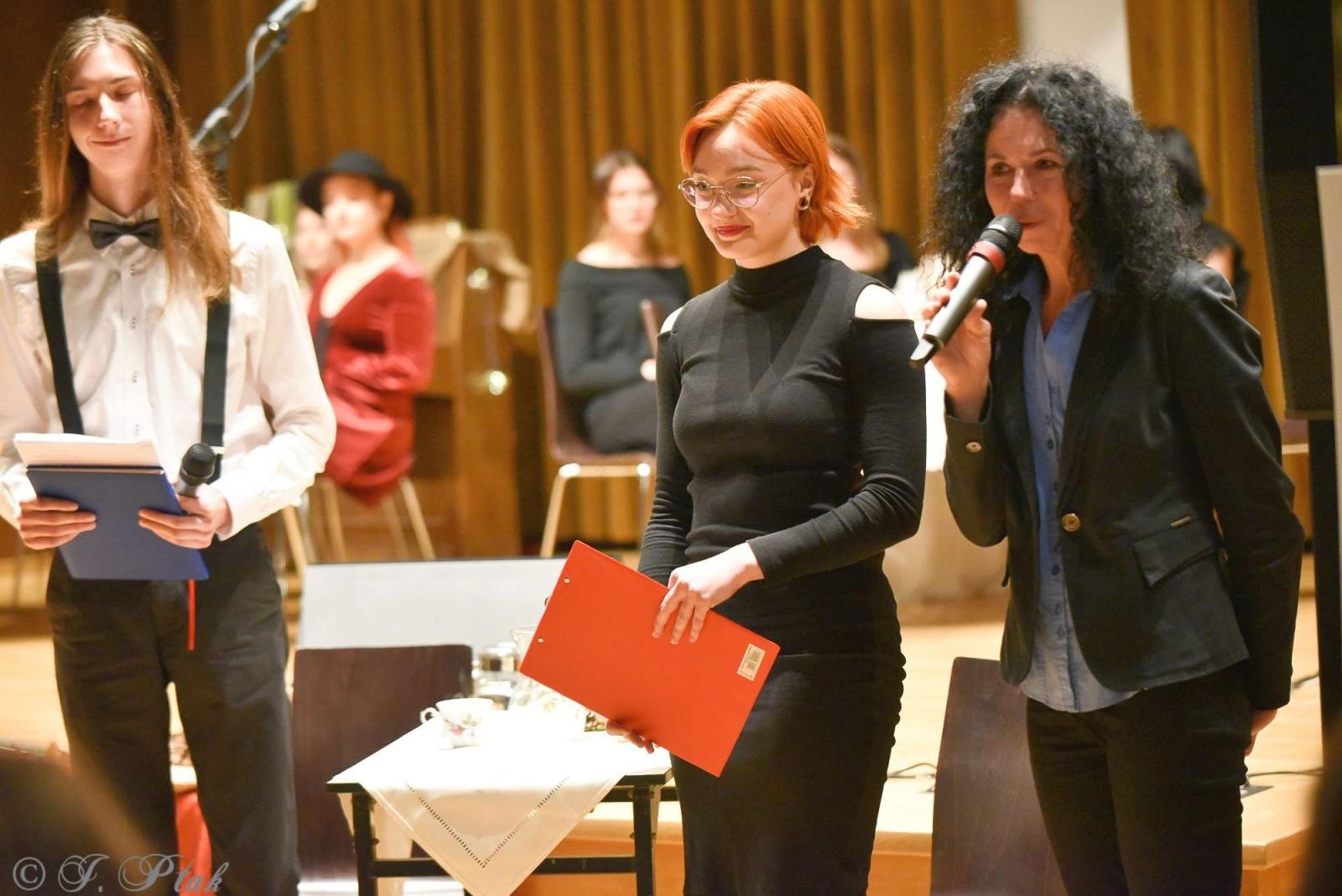 Zdjęcie w galerii na portalu naszraciborz.pl: Wieczorek poetycki U Kasprowicza wiadomości z regionu