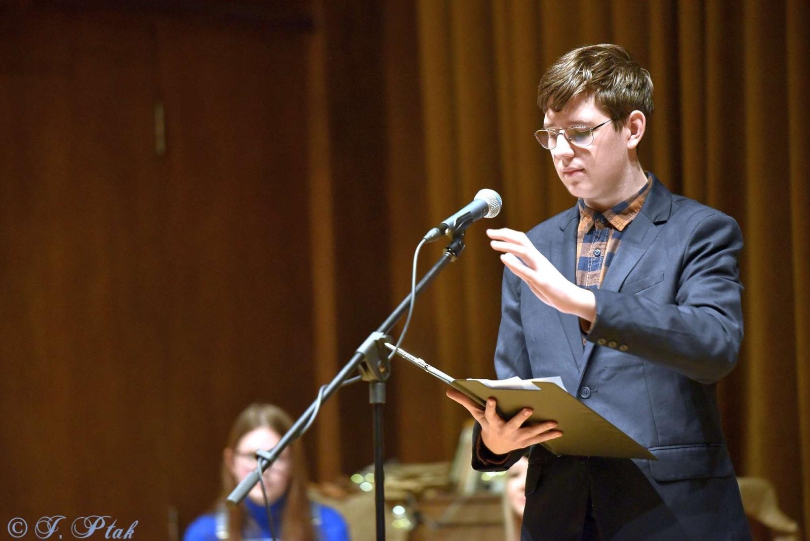 Zdjęcie w galerii na portalu naszraciborz.pl: Wieczorek poetycki U Kasprowicza wiadomości z regionu