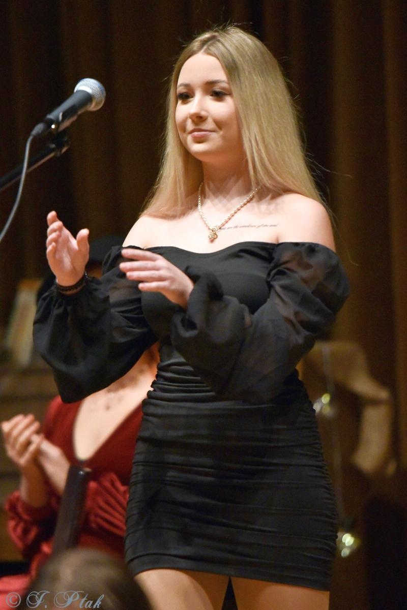 Zdjęcie w galerii na portalu naszraciborz.pl: Wieczorek poetycki U Kasprowicza wiadomości z regionu