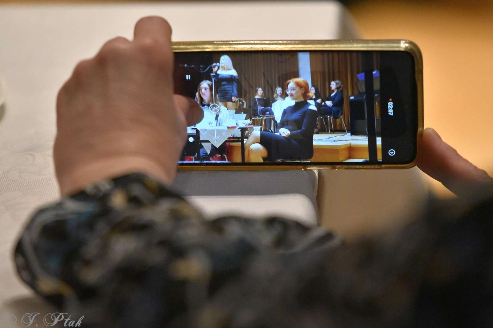 Zdjęcie w galerii na portalu naszraciborz.pl: Wieczorek poetycki U Kasprowicza wiadomości z regionu