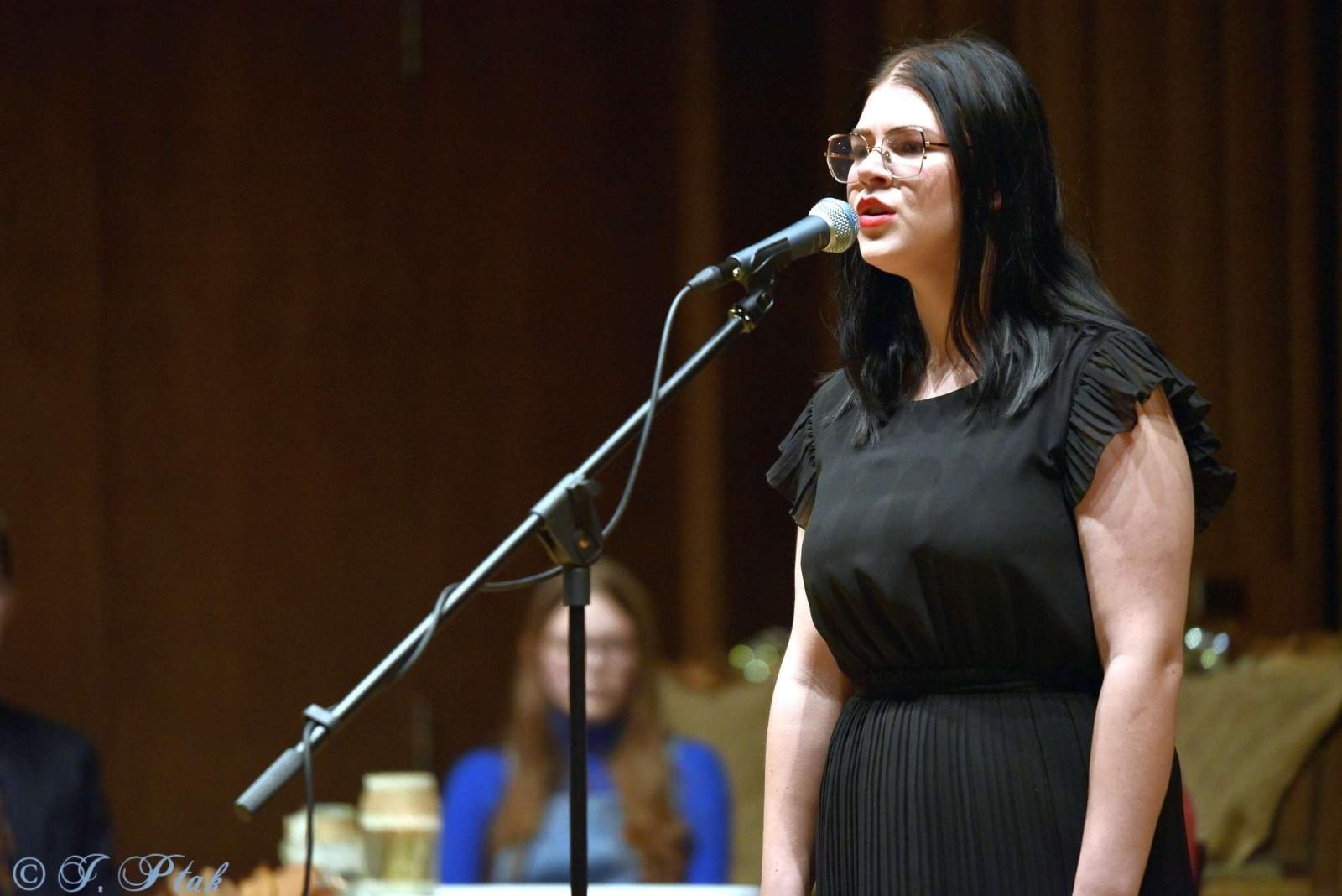 Zdjęcie w galerii na portalu naszraciborz.pl: Wieczorek poetycki U Kasprowicza wiadomości z regionu