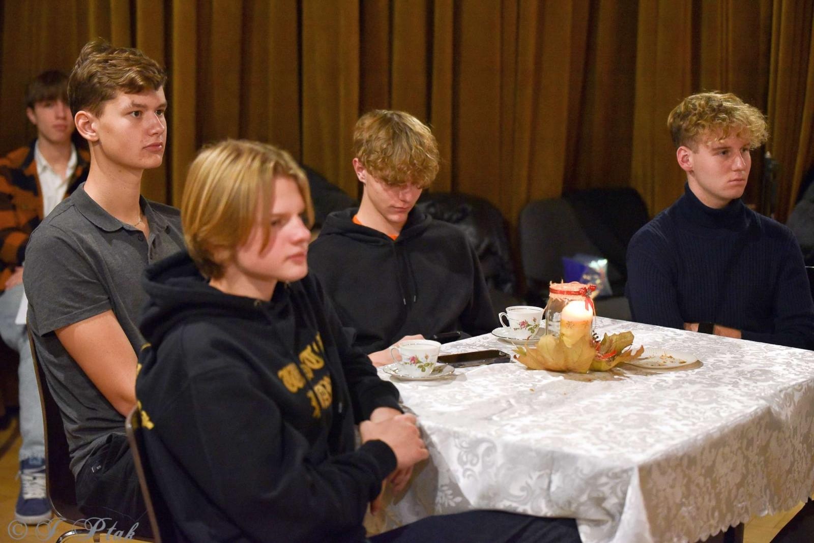 Zdjęcie w galerii na portalu naszraciborz.pl: Wieczorek poetycki U Kasprowicza wiadomości z regionu