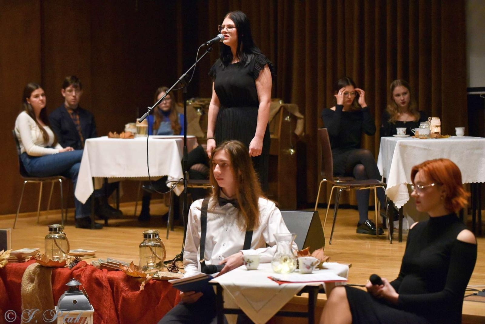 Zdjęcie w galerii na portalu naszraciborz.pl: Wieczorek poetycki U Kasprowicza wiadomości z regionu