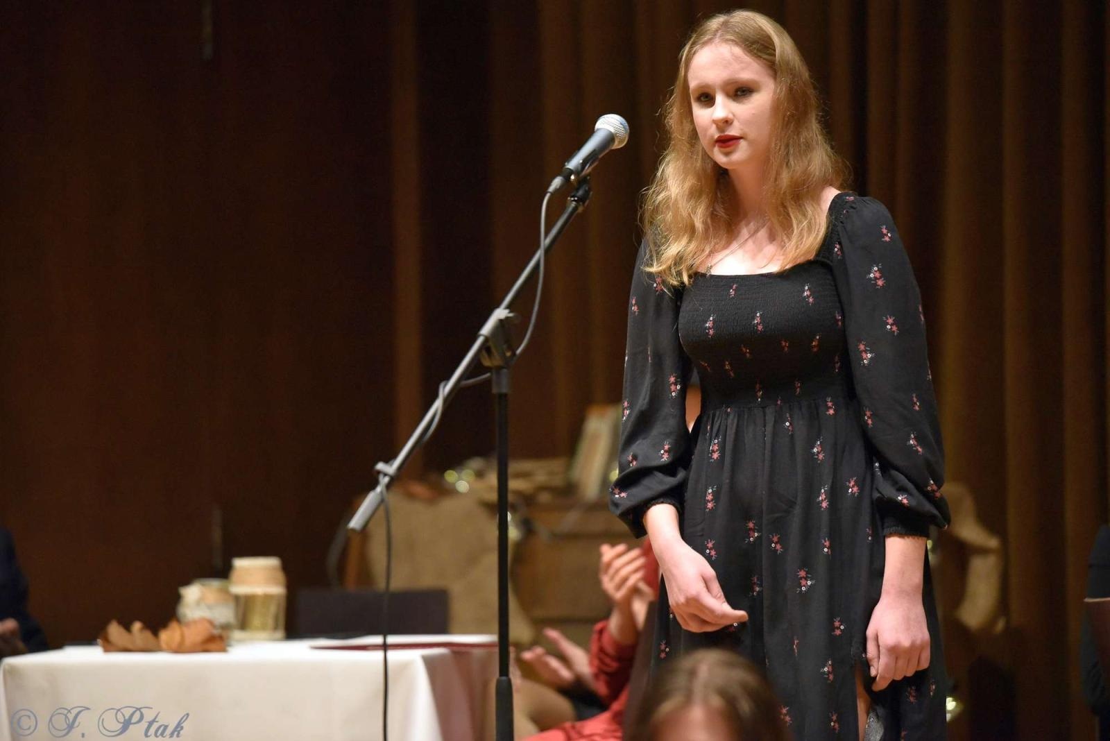 Zdjęcie w galerii na portalu naszraciborz.pl: Wieczorek poetycki U Kasprowicza wiadomości z regionu