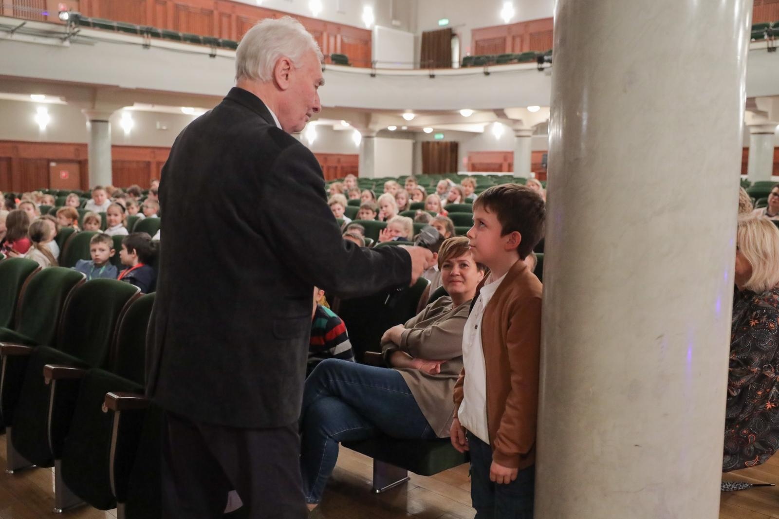 Zdjęcie w galerii na portalu naszraciborz.pl: Saksofon bohaterem listopadowego koncertu umuzykalniającego wiadomości z regionu