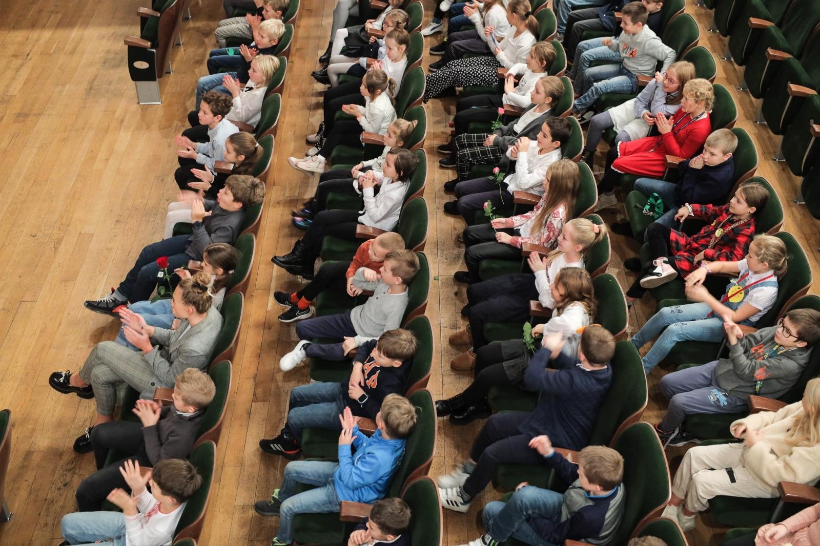 Zdjęcie w galerii na portalu naszraciborz.pl: Saksofon bohaterem listopadowego koncertu umuzykalniającego wiadomości z regionu