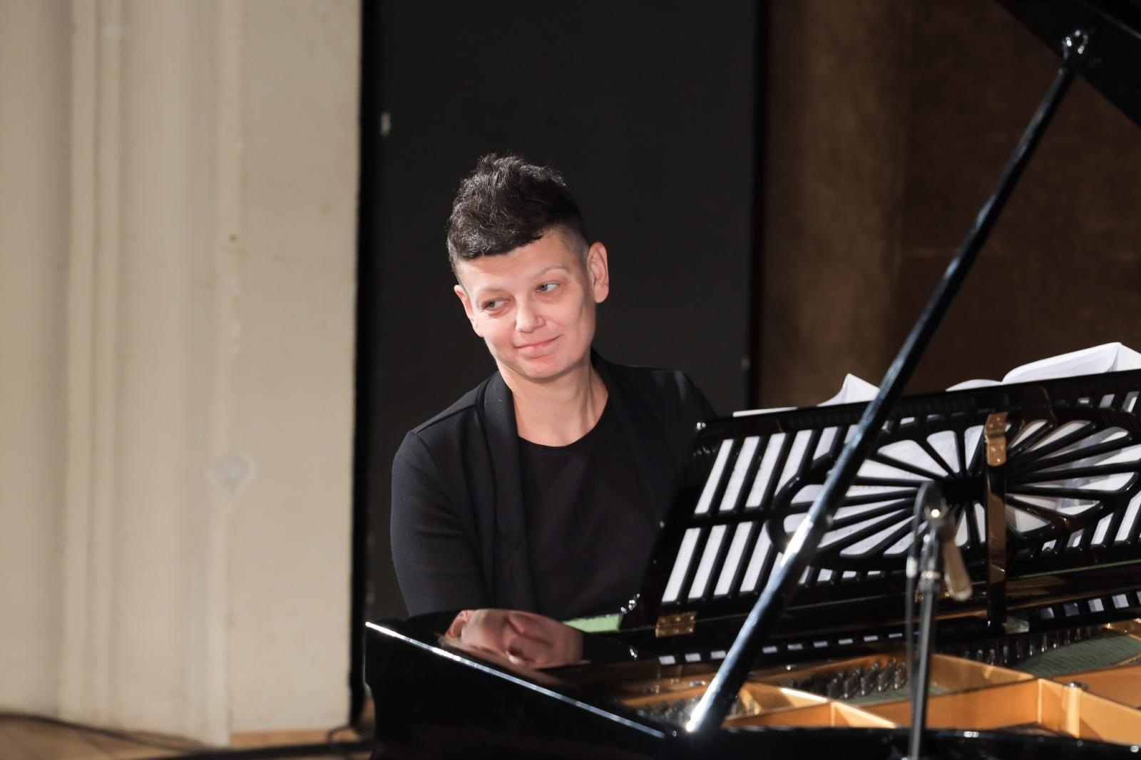 Zdjęcie w galerii na portalu naszraciborz.pl: Saksofon bohaterem listopadowego koncertu umuzykalniającego wiadomości z regionu