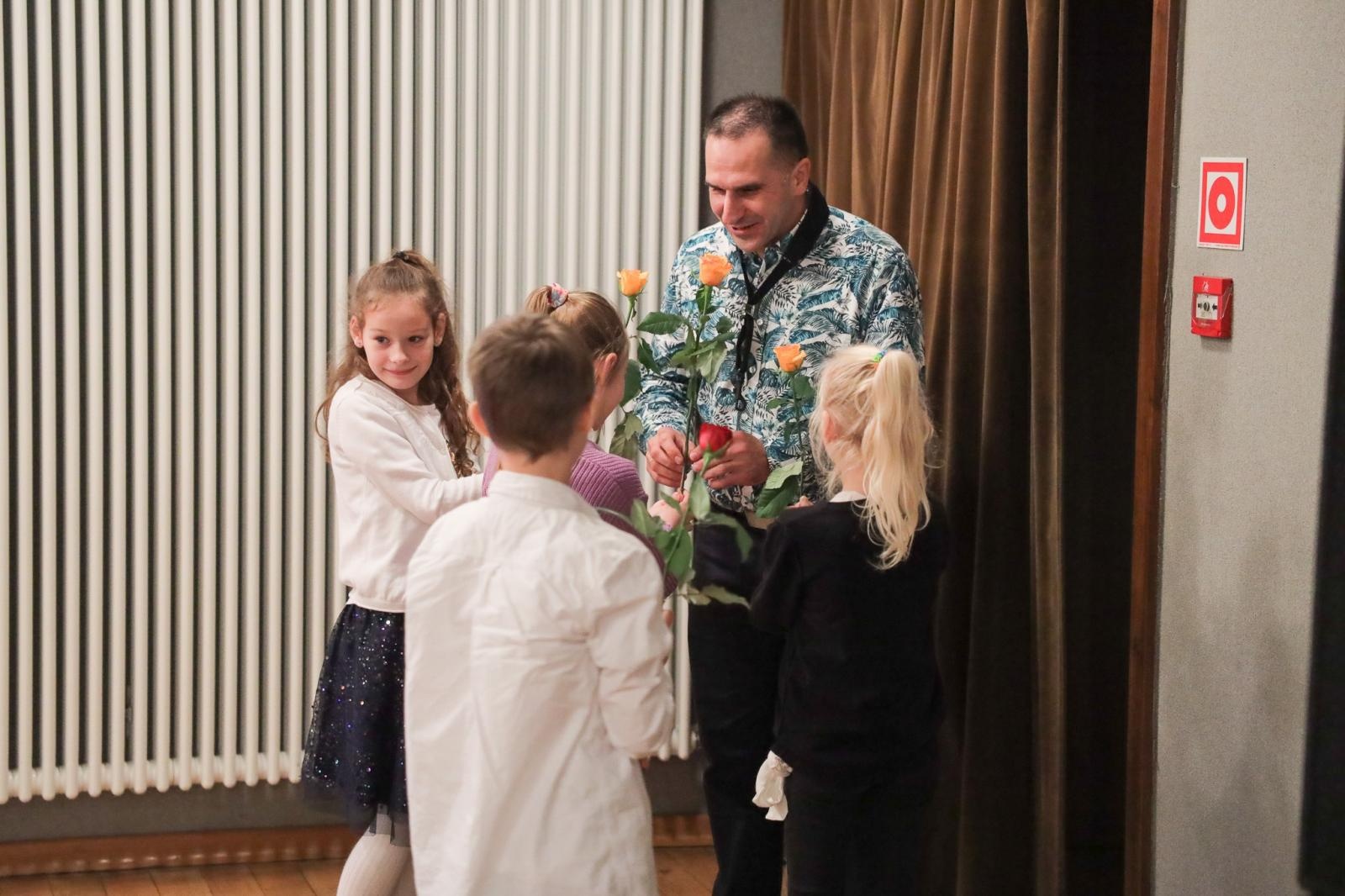 Zdjęcie w galerii na portalu naszraciborz.pl: Saksofon bohaterem listopadowego koncertu umuzykalniającego wiadomości z regionu