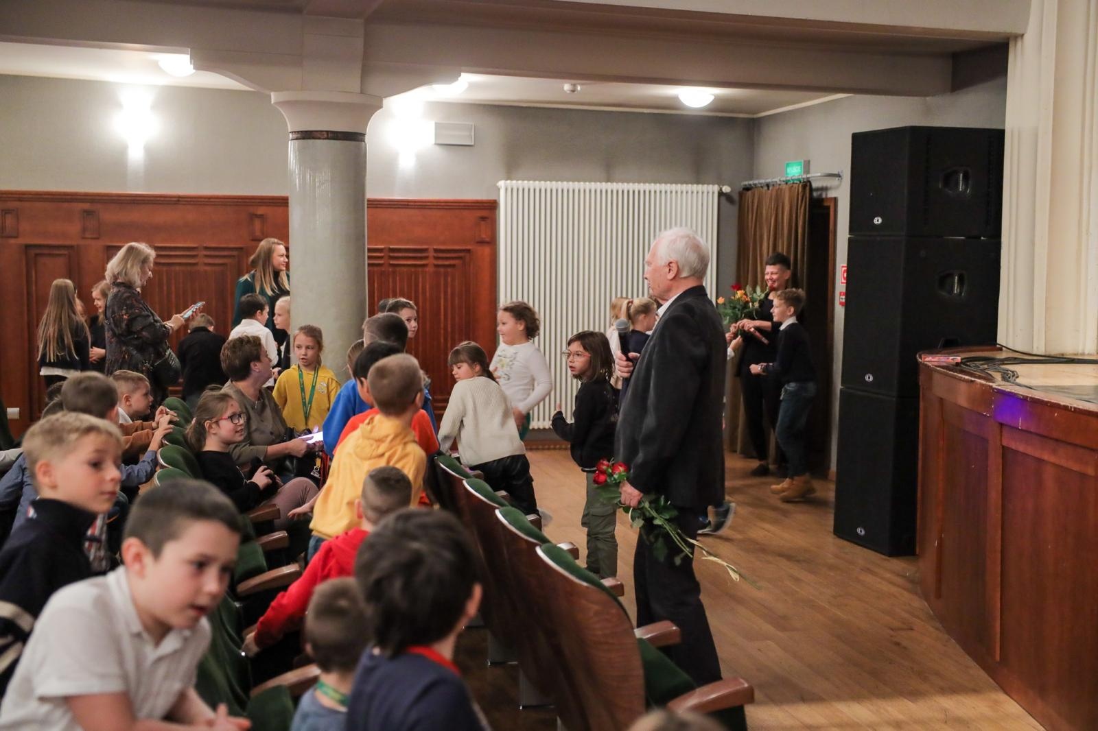 Zdjęcie w galerii na portalu naszraciborz.pl: Saksofon bohaterem listopadowego koncertu umuzykalniającego wiadomości z regionu