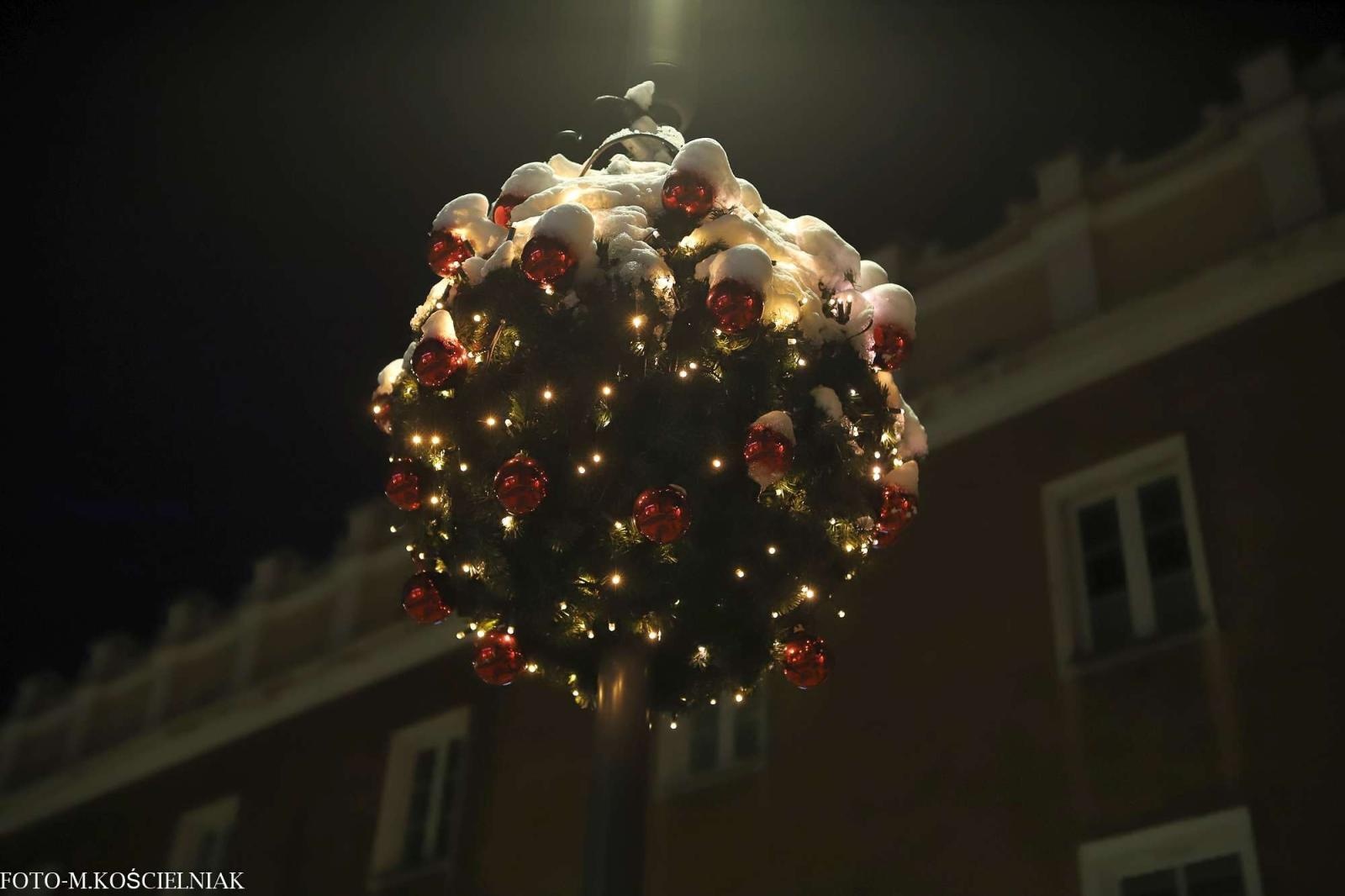 Zdjęcie w galerii na portalu naszraciborz.pl: Śląsk w walce o wolną Polskę. Wystawa na Skwerze Ks. S. Pieczki wiadomości z regionu