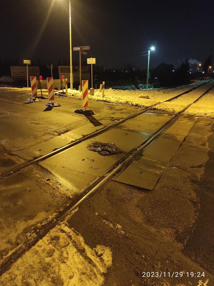 Zdjęcie w galerii na portalu naszraciborz.pl: Wahadło w Studziennej. Radni chcą przerwania prac, urzędy nic nie wiedziały wiadomości z regionu