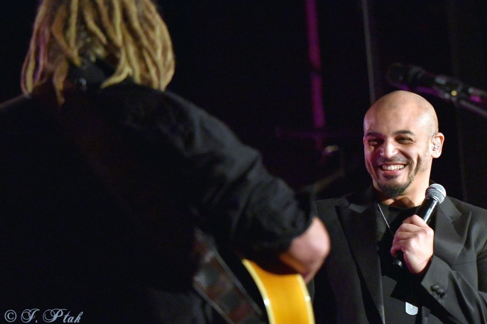 Zdjęcie w galerii na portalu naszraciborz.pl: Śląska Duszo Solidarności! Malejonek na deskach Strzechy wiadomości z regionu