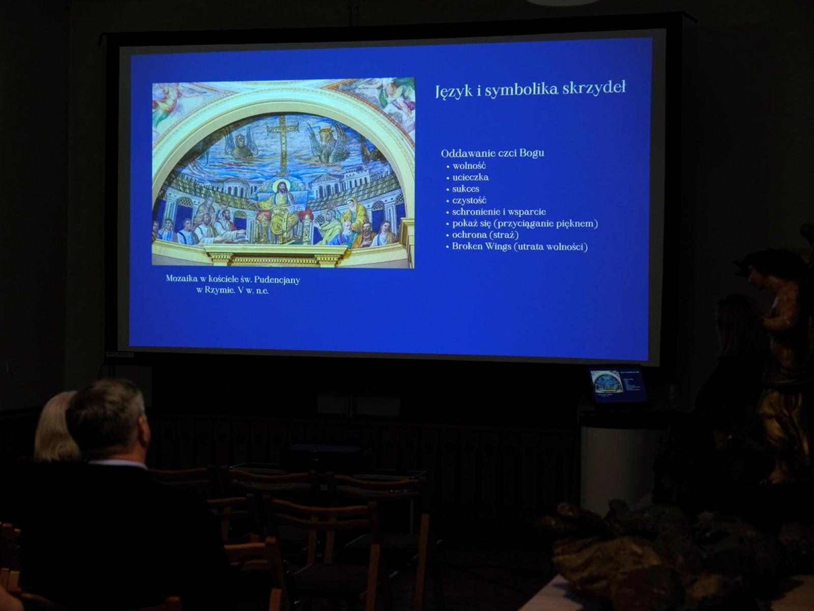 Zdjęcie w galerii na portalu naszraciborz.pl: Muzeum pokazało swoje anioły wiadomości z regionu