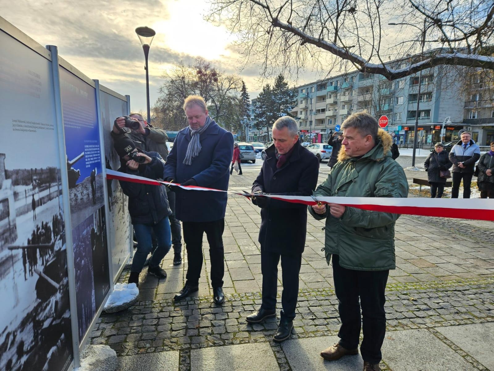 Zdjęcie w galerii na portalu naszraciborz.pl: Śląsk w walce o wolną Polskę - nowa wystawa w plenerze wiadomości z regionu