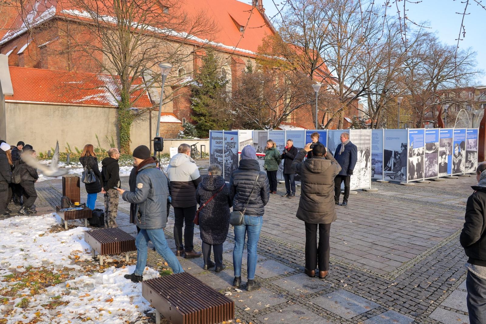 Zdjęcie w galerii na portalu naszraciborz.pl: Śląsk w walce o wolną Polskę - nowa wystawa w plenerze wiadomości z regionu