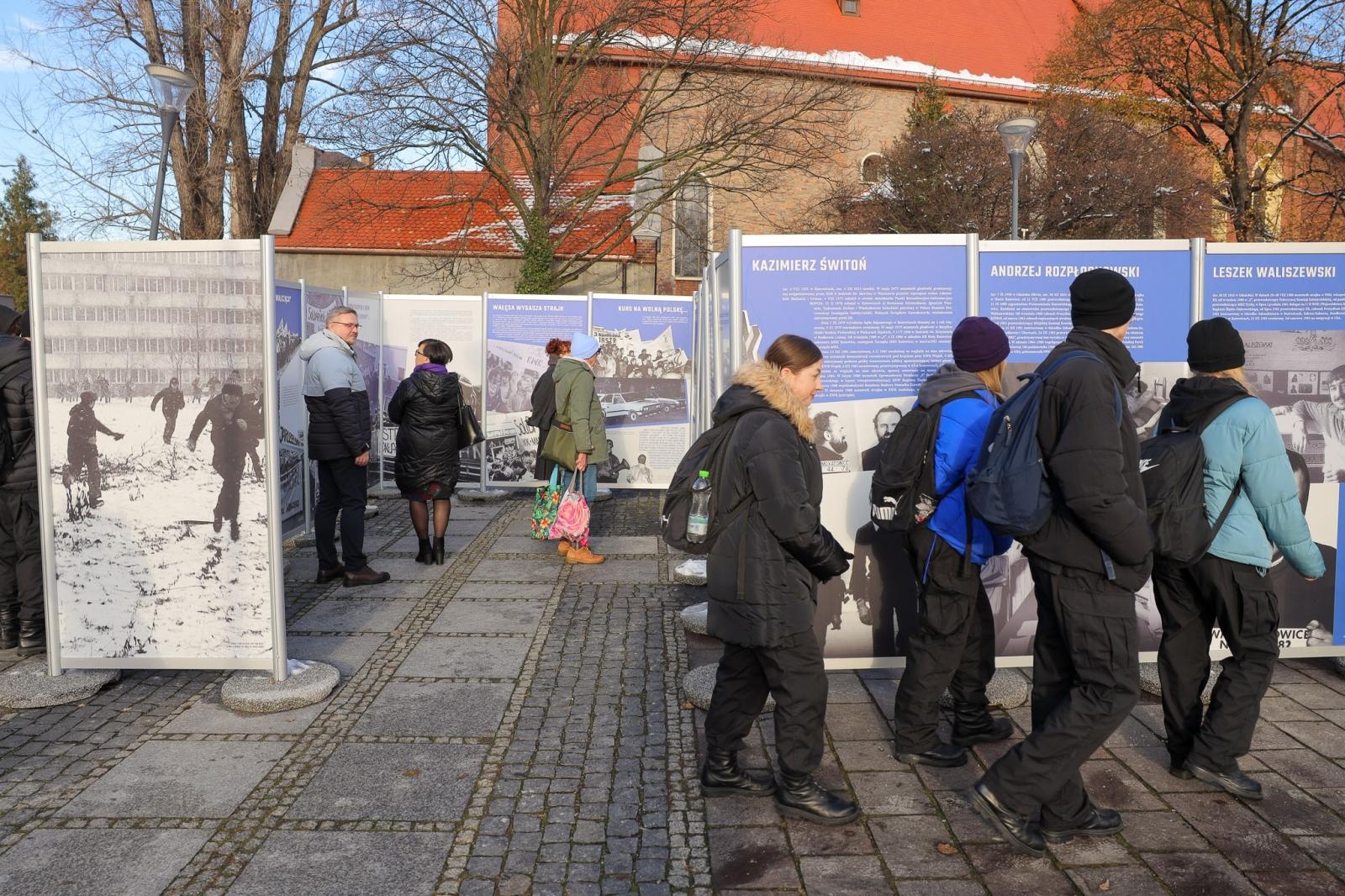 Zdjęcie w galerii na portalu naszraciborz.pl: Śląsk w walce o wolną Polskę - nowa wystawa w plenerze wiadomości z regionu
