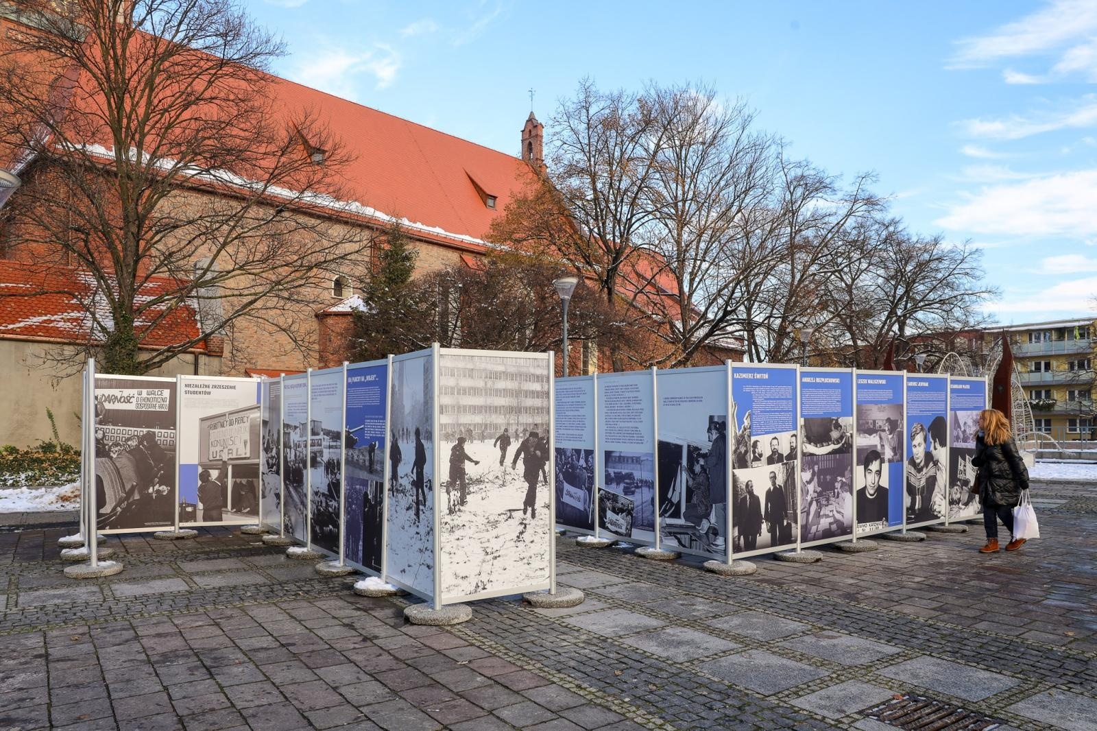 Zdjęcie w galerii na portalu naszraciborz.pl: Śląsk w walce o wolną Polskę - nowa wystawa w plenerze wiadomości z regionu
