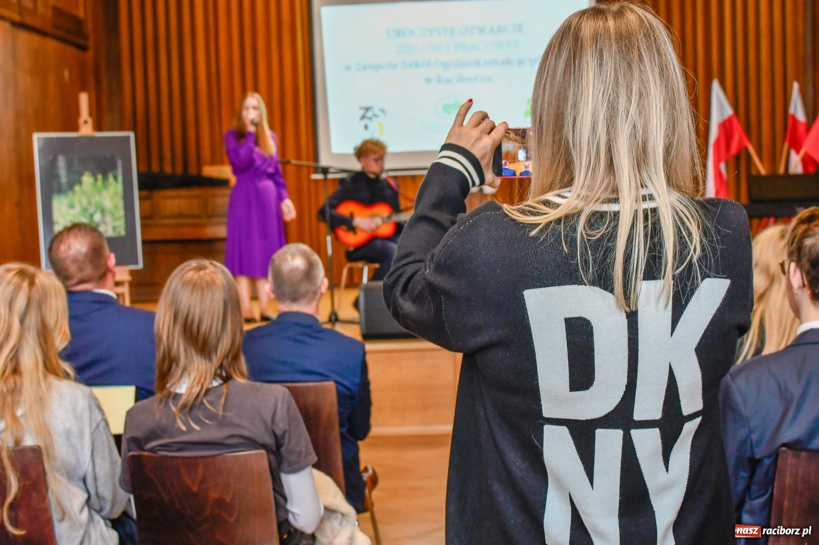 Zdjęcie w galerii na portalu naszraciborz.pl: Kasprowicz ma nowoczesną zieloną pracownię [FOTO i WIDEO] wiadomości z regionu