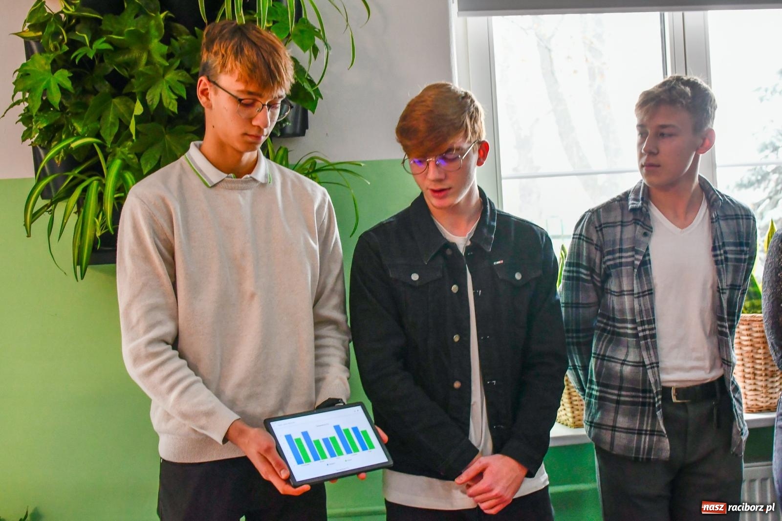 Zdjęcie w galerii na portalu naszraciborz.pl: Kasprowicz ma nowoczesną zieloną pracownię [FOTO i WIDEO] wiadomości z regionu