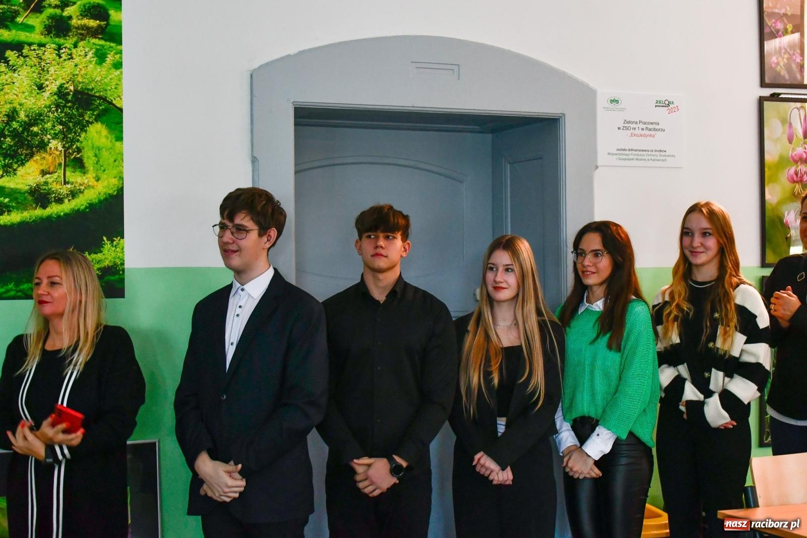 Zdjęcie w galerii na portalu naszraciborz.pl: Kasprowicz ma nowoczesną zieloną pracownię [FOTO i WIDEO] wiadomości z regionu