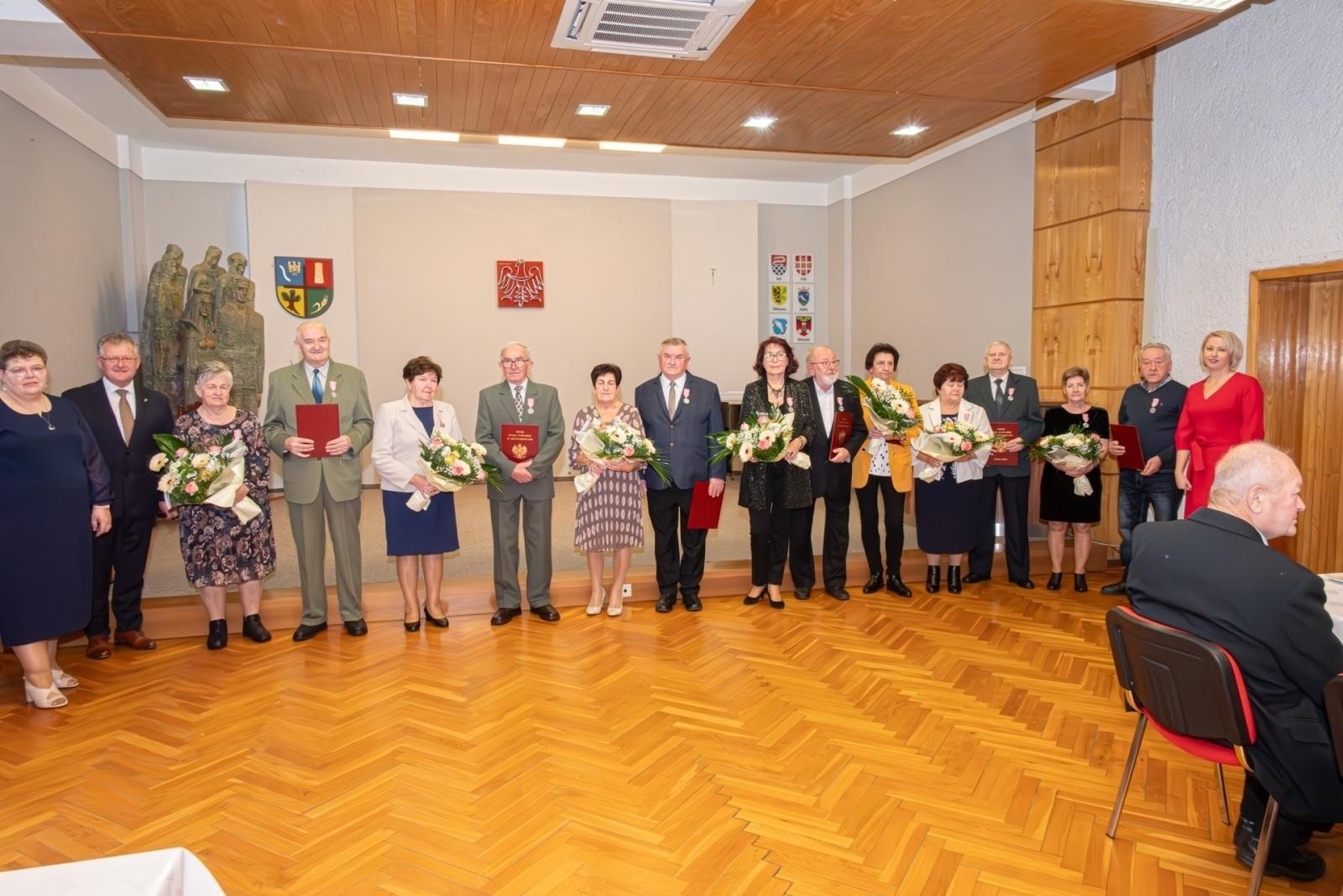 Zdjęcie w galerii na portalu naszraciborz.pl: Złote gody w gminie Krzyżanowice. Świętuje ponad 20 par [FOTO i WIDEO] wiadomości z regionu