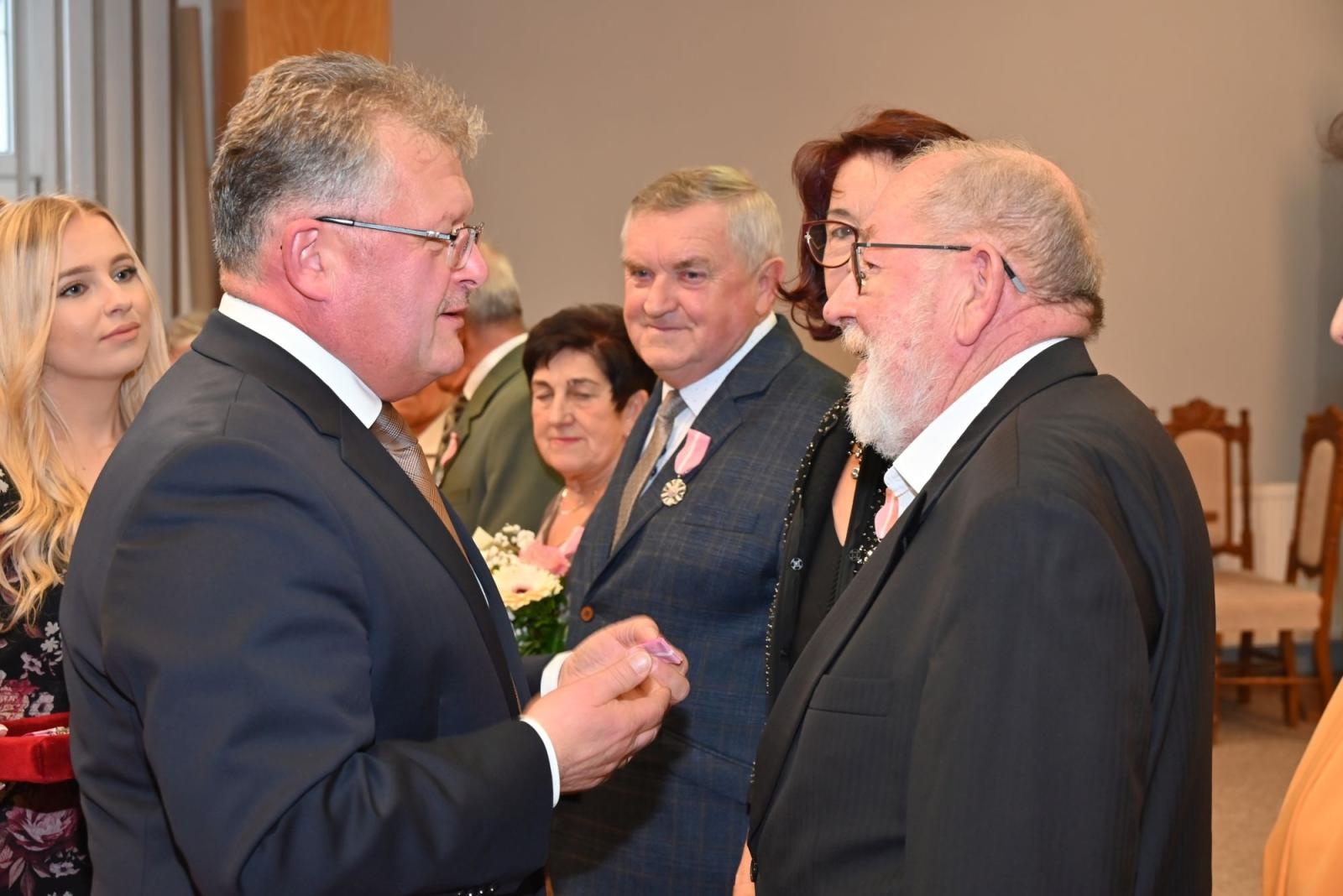 Zdjęcie w galerii na portalu naszraciborz.pl: Złote gody w gminie Krzyżanowice. Świętuje ponad 20 par [FOTO i WIDEO] wiadomości z regionu