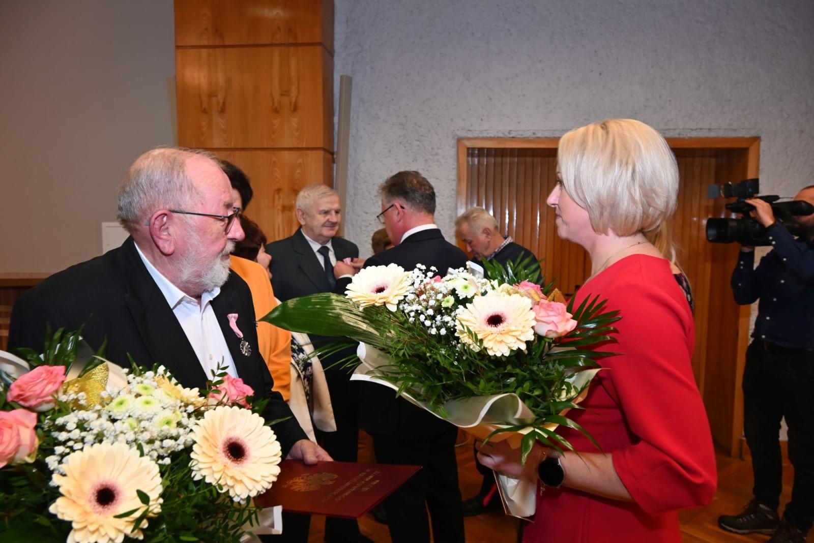 Zdjęcie w galerii na portalu naszraciborz.pl: Złote gody w gminie Krzyżanowice. Świętuje ponad 20 par [FOTO i WIDEO] wiadomości z regionu