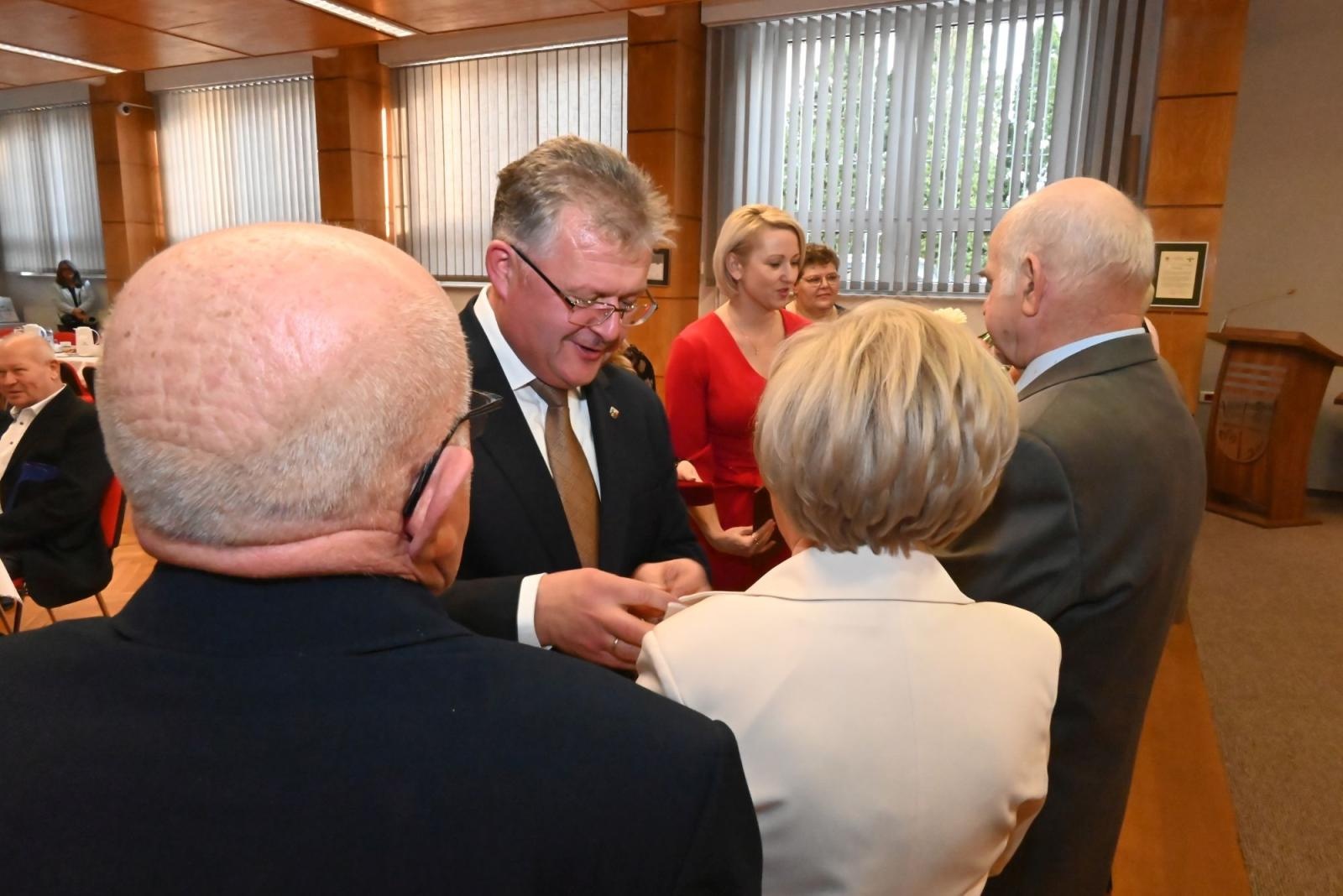 Zdjęcie w galerii na portalu naszraciborz.pl: Złote gody w gminie Krzyżanowice. Świętuje ponad 20 par [FOTO i WIDEO] wiadomości z regionu