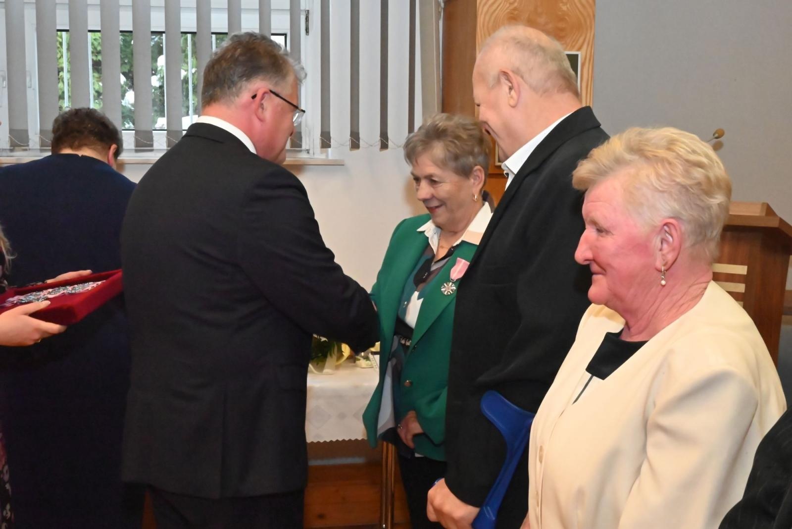 Zdjęcie w galerii na portalu naszraciborz.pl: Złote gody w gminie Krzyżanowice. Świętuje ponad 20 par [FOTO i WIDEO] wiadomości z regionu