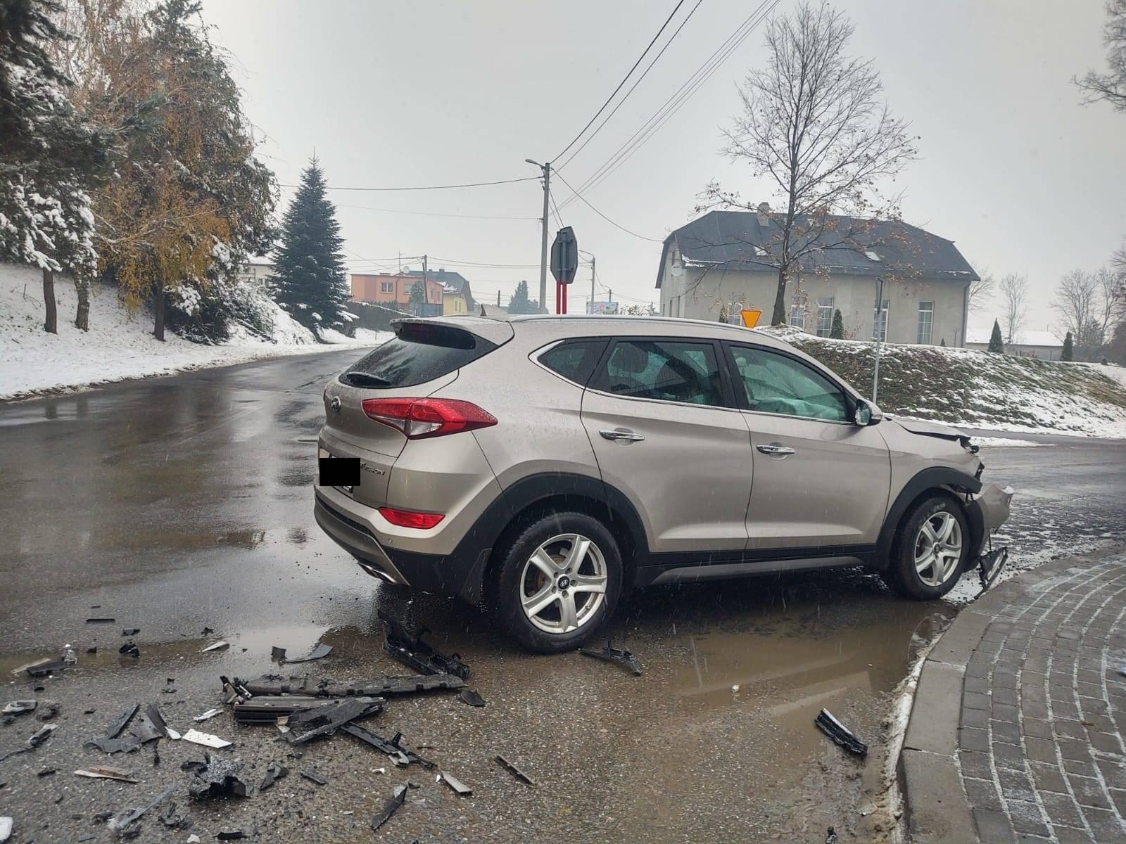 Zdjęcie w galerii na portalu naszraciborz.pl: Zderzenie w Pawłowie, służby ostrzegają, policja apeluje! [FOTO] wiadomości z regionu