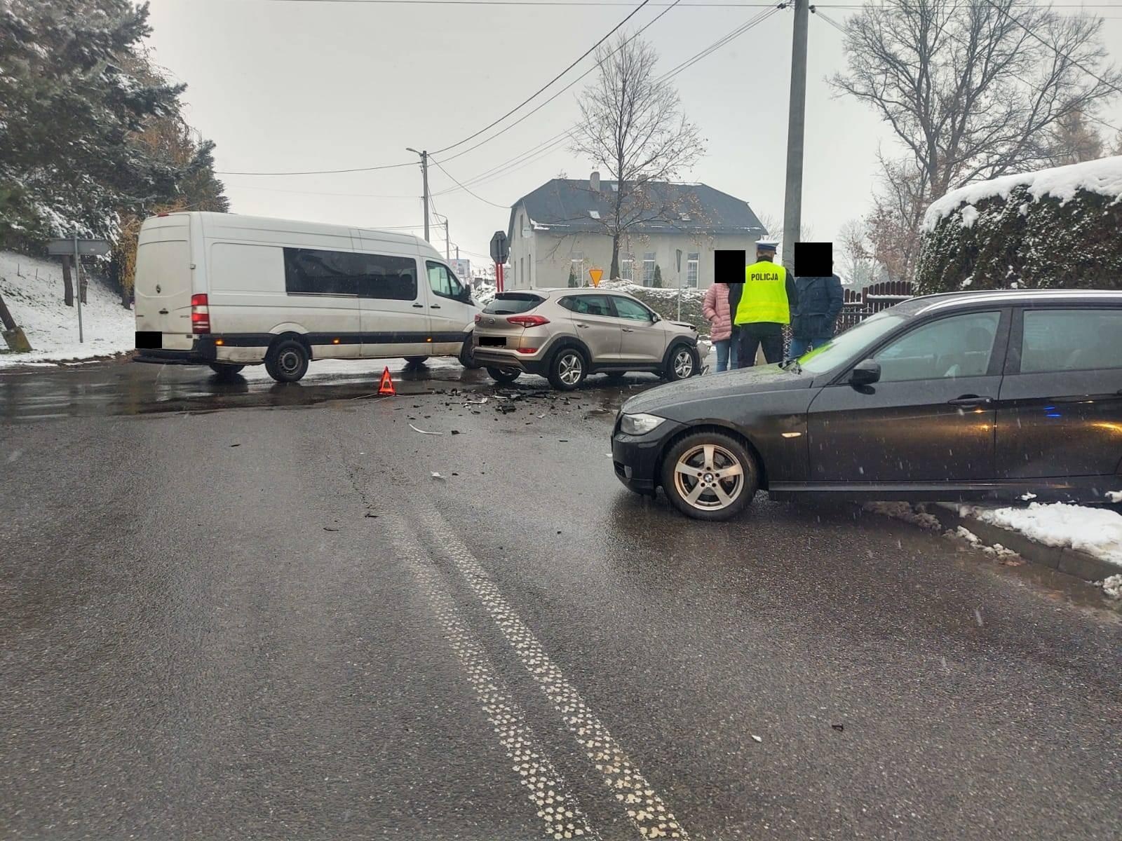 Zdjęcie w galerii na portalu naszraciborz.pl: Zderzenie w Pawłowie, służby ostrzegają, policja apeluje! [FOTO] wiadomości z regionu