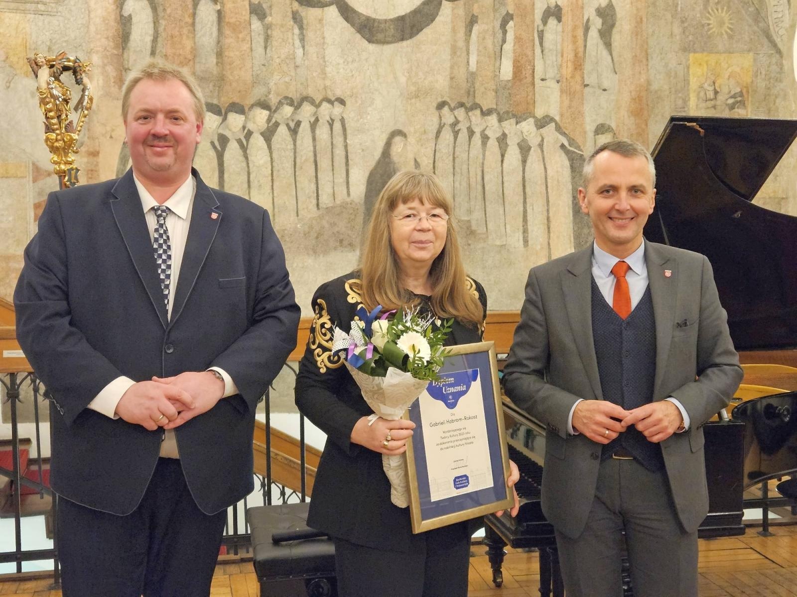 Zdjęcie w galerii na portalu naszraciborz.pl: Prezydent uhonorował laureatów podczas Raciborskiej Gali Kultury i Wolontariatu wiadomości z regionu