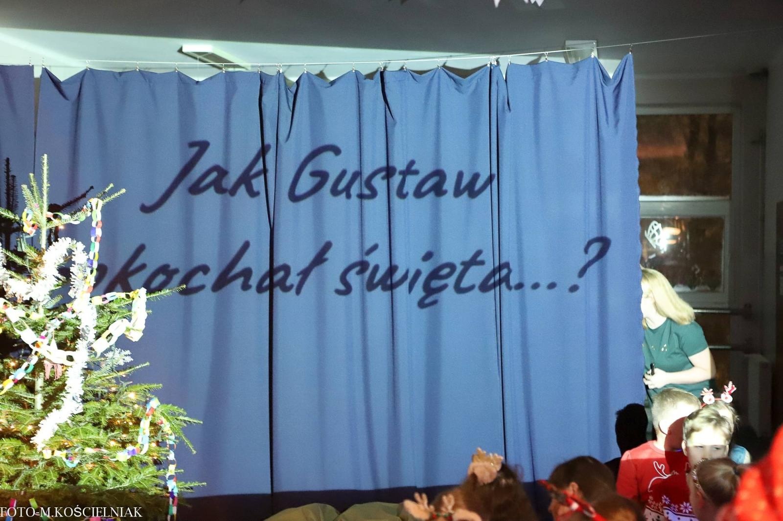 Zdjęcie w galerii na portalu naszraciborz.pl: Jak Gustaw pokochał święta. Kiermasz świąteczny w SP 15 [FOTO] wiadomości z regionu