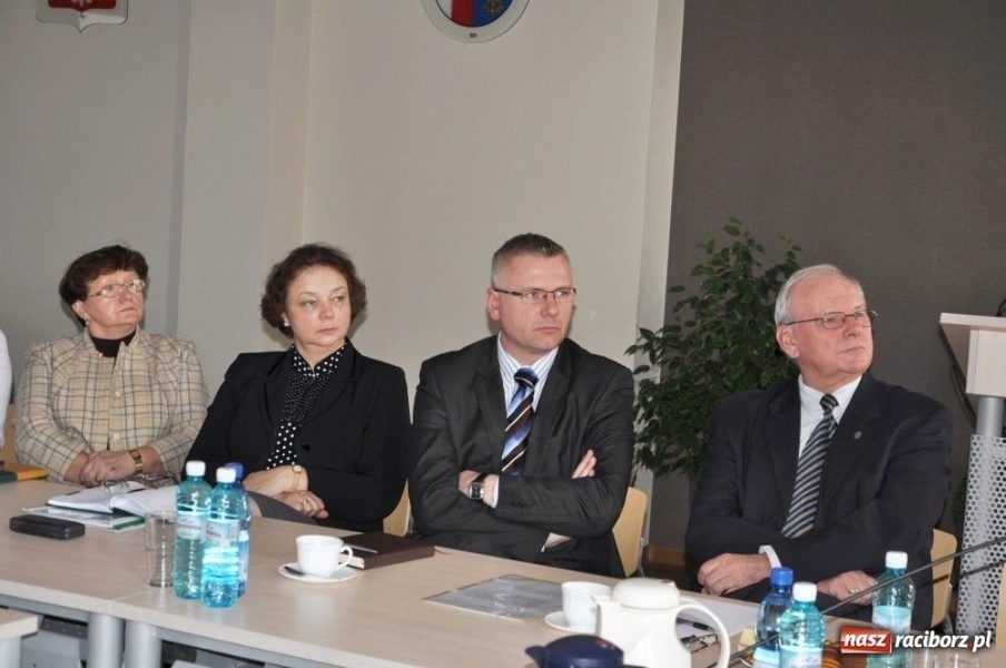 Zdjęcie w galerii na portalu naszraciborz.pl: Debatowali o melioracji... wiadomości z regionu