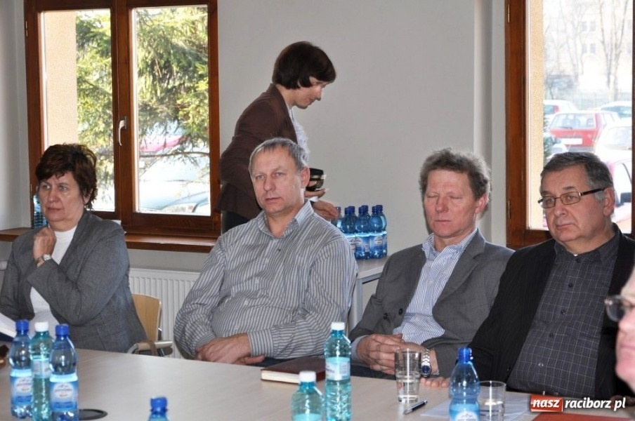 Zdjęcie w galerii na portalu naszraciborz.pl: Debatowali o melioracji... wiadomości z regionu