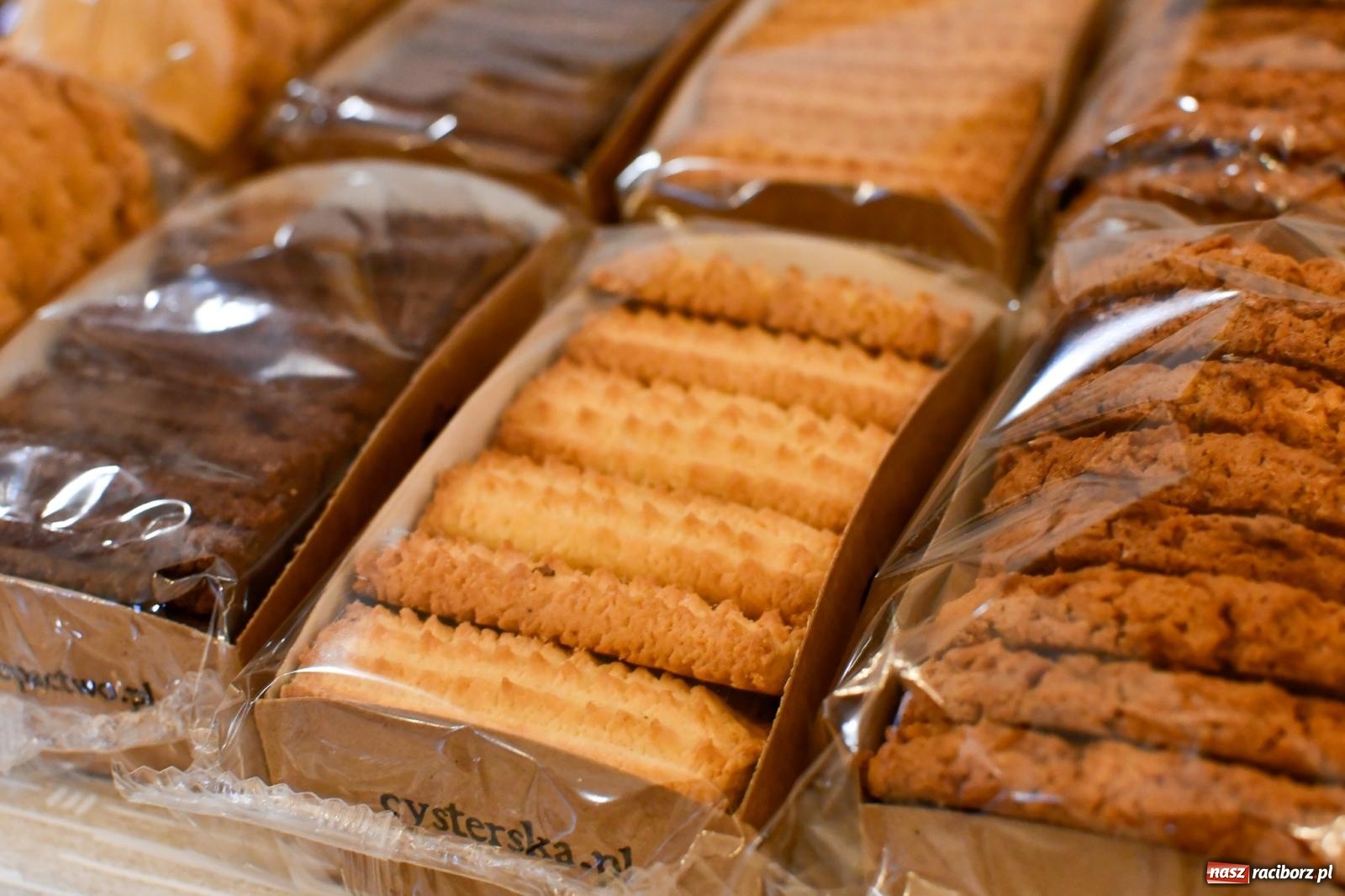 Zdjęcie w galerii na portalu naszraciborz.pl: W Rudach szykuje się ruch jak w Rzymie. Ruszył największy jarmark w regionie [FOTO i WIDEO] wiadomości z regionu