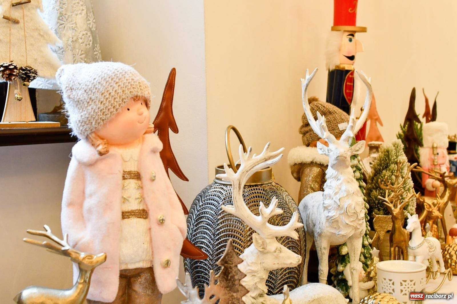 Zdjęcie w galerii na portalu naszraciborz.pl: W Rudach szykuje się ruch jak w Rzymie. Ruszył największy jarmark w regionie [FOTO i WIDEO] wiadomości z regionu