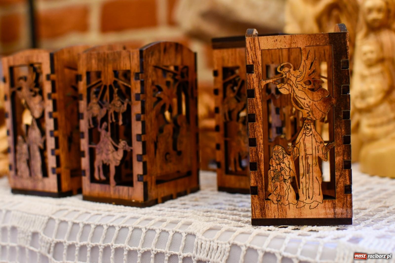 Zdjęcie w galerii na portalu naszraciborz.pl: W Rudach szykuje się ruch jak w Rzymie. Ruszył największy jarmark w regionie [FOTO i WIDEO] wiadomości z regionu